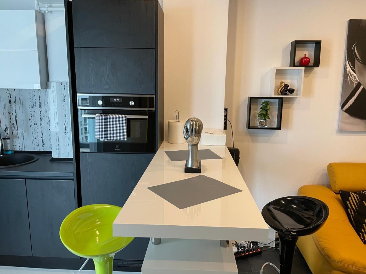 בוקרשט Fancy Westpark 2 Residence Lakeview W7 מראה חיצוני תמונה