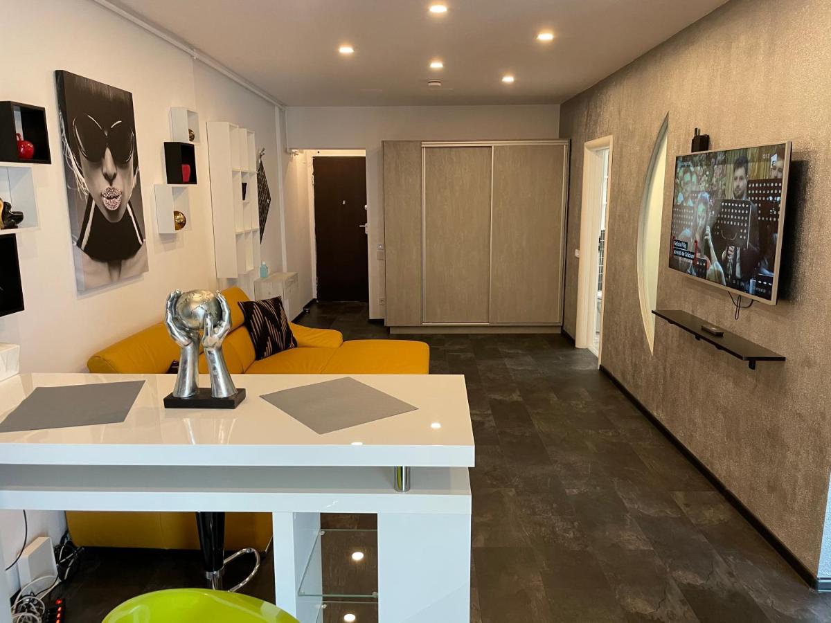 בוקרשט Fancy Westpark 2 Residence Lakeview W7 מראה חיצוני תמונה