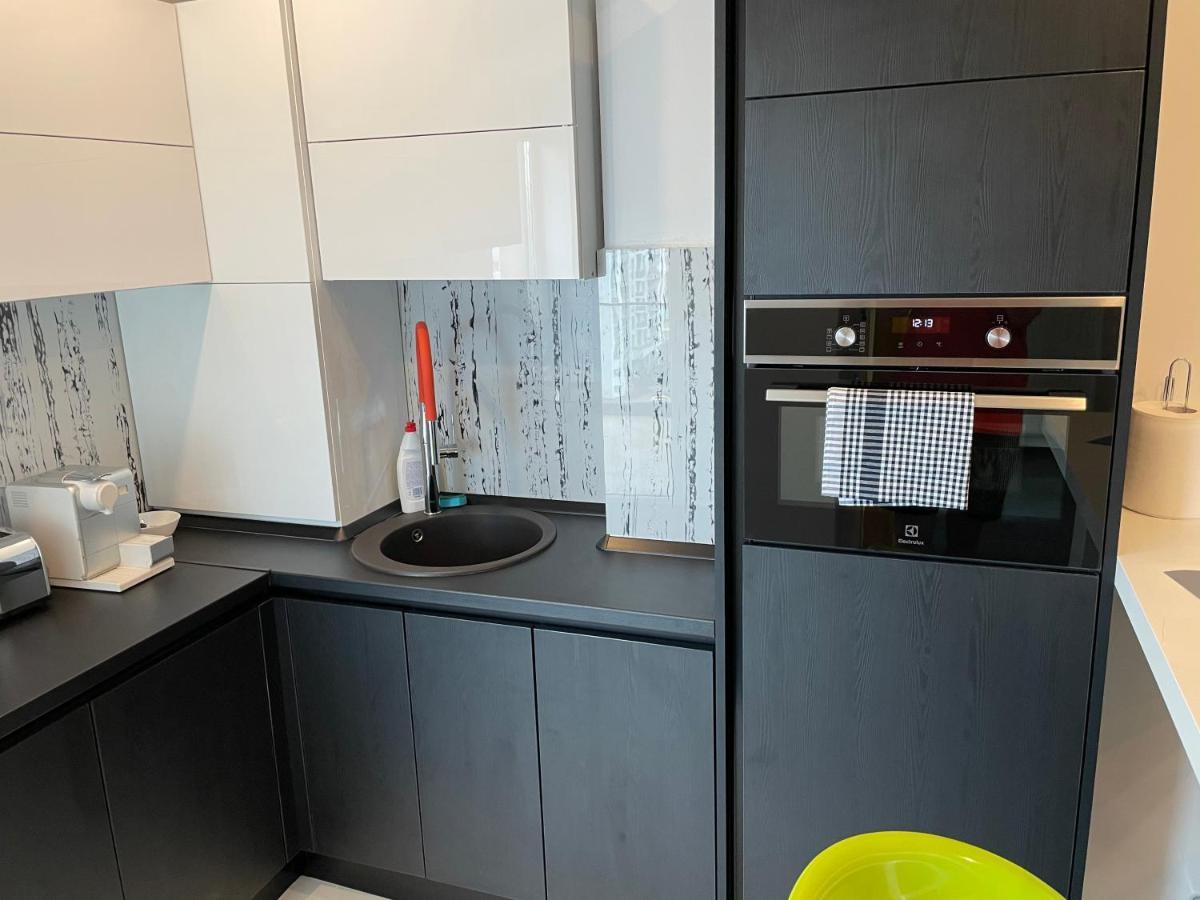 בוקרשט Fancy Westpark 2 Residence Lakeview W7 מראה חיצוני תמונה