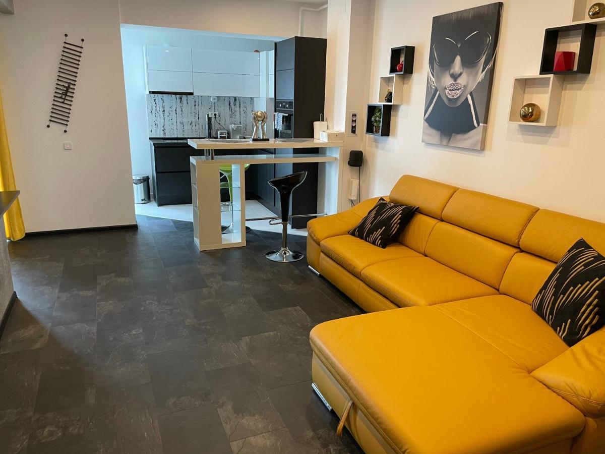 בוקרשט Fancy Westpark 2 Residence Lakeview W7 מראה חיצוני תמונה